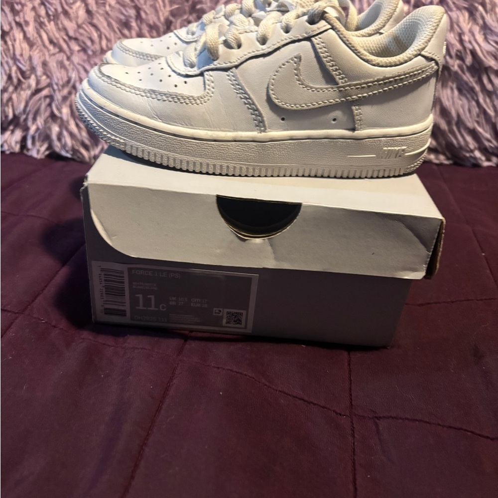 Nike Cream Low-Top Sneakers